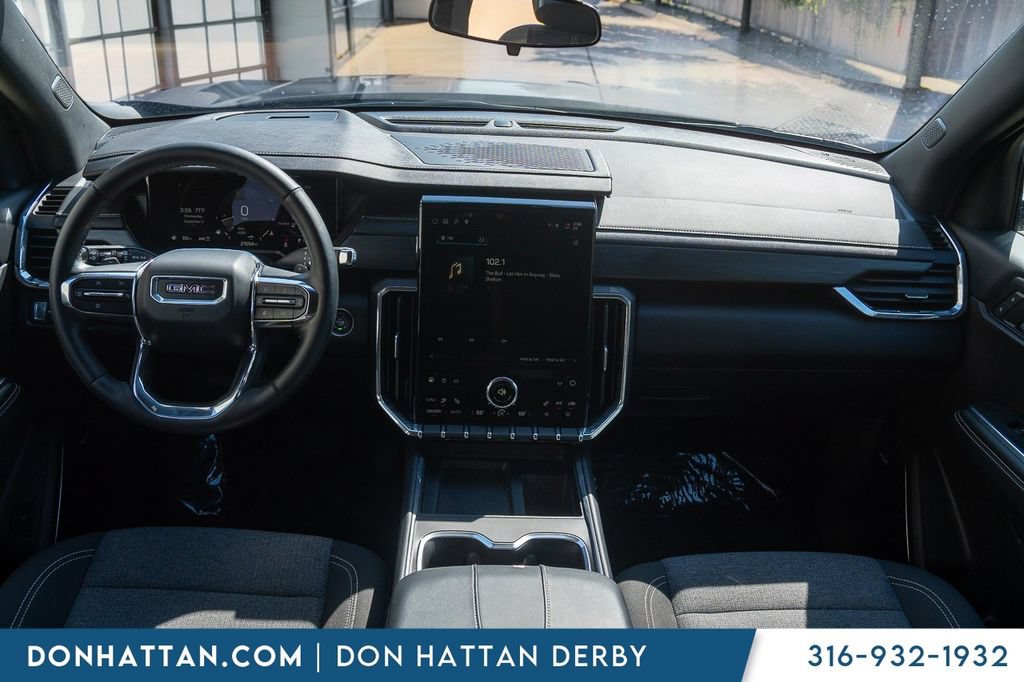 Used 2025 GMC Acadia Elevation AWD/4WD image 4