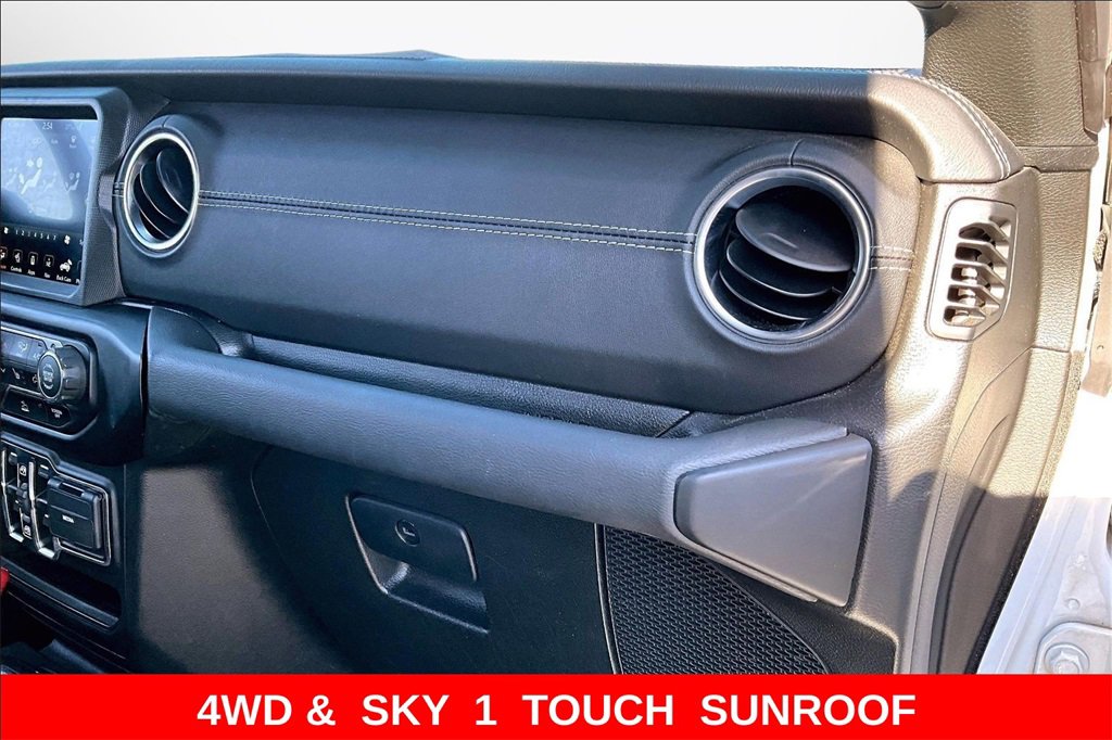 Used 2021 Jeep Wrangler Unlimited Sahara w/ Cold Weather Group image 24