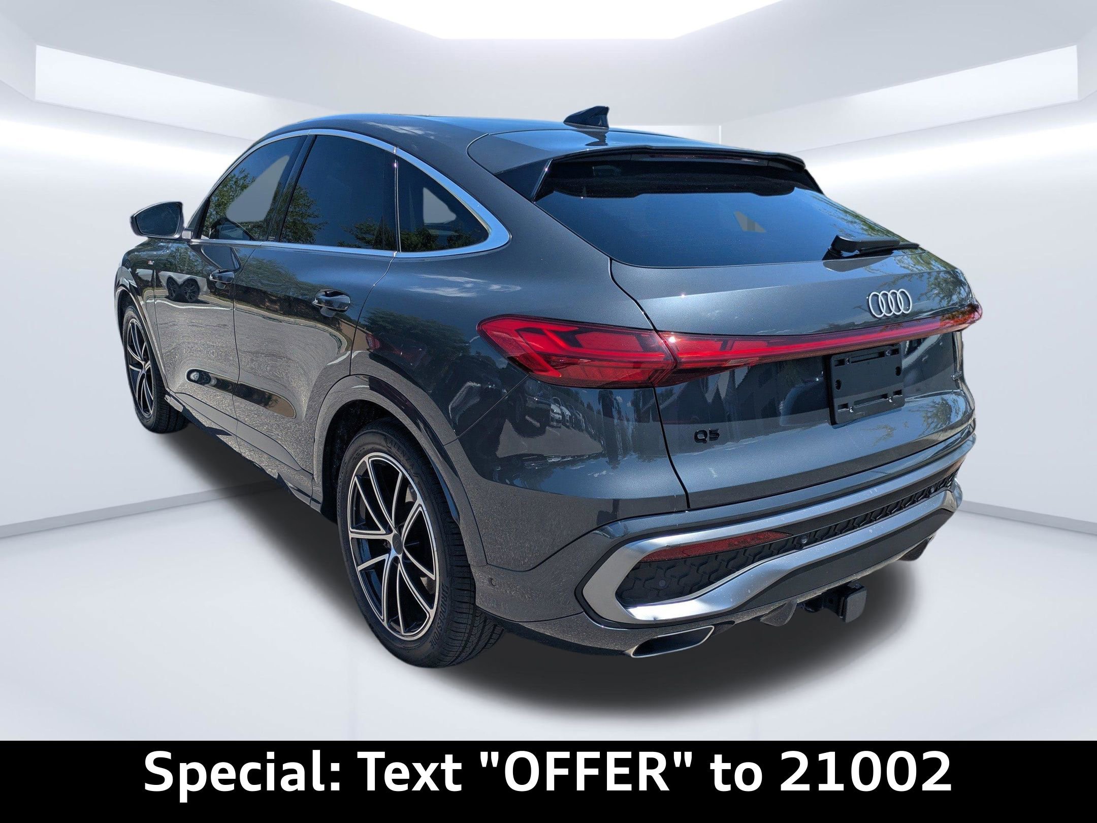 Certified 2025 Audi Q5 Prestige image 5