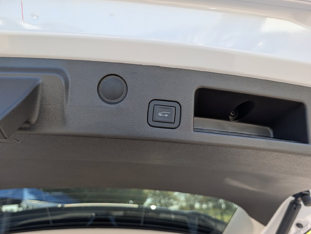 New 2027 GMC Terrain Denali w/ LPO, Floor Liner Package AWD/4WD image 26