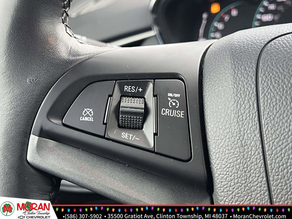 Certified 2022 Chevrolet Trax LT w/ LT Convenience Package image 23