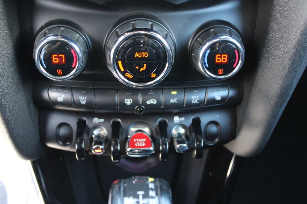 Used 2019 MINI Cooper Convertible w/ Signature Upholstery Package image 19