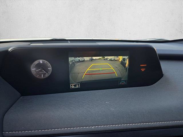 Used 2022 Lexus UX 200 w/ Premium Package FWD image 14