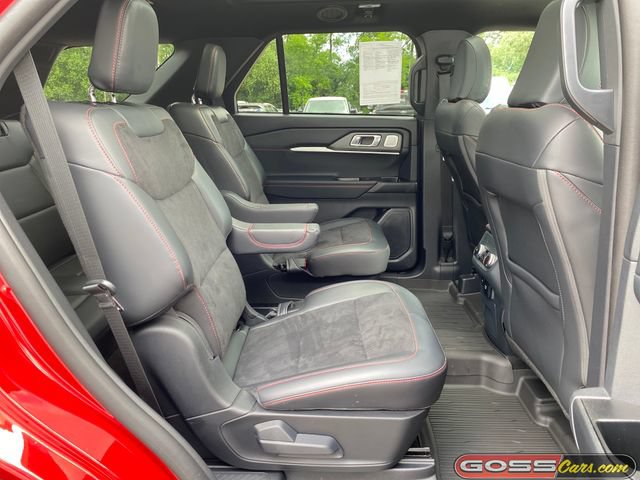 Used 2025 Ford Explorer ST w/ Sun And Sound Package AWD/4WD image 8