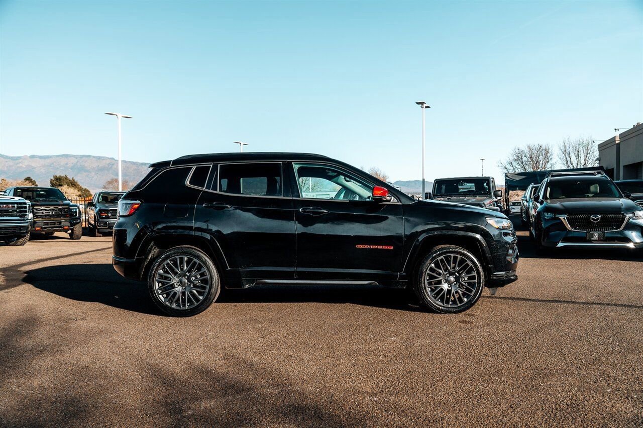 Used 2023 Jeep Compass Limited AWD/4WD image 8