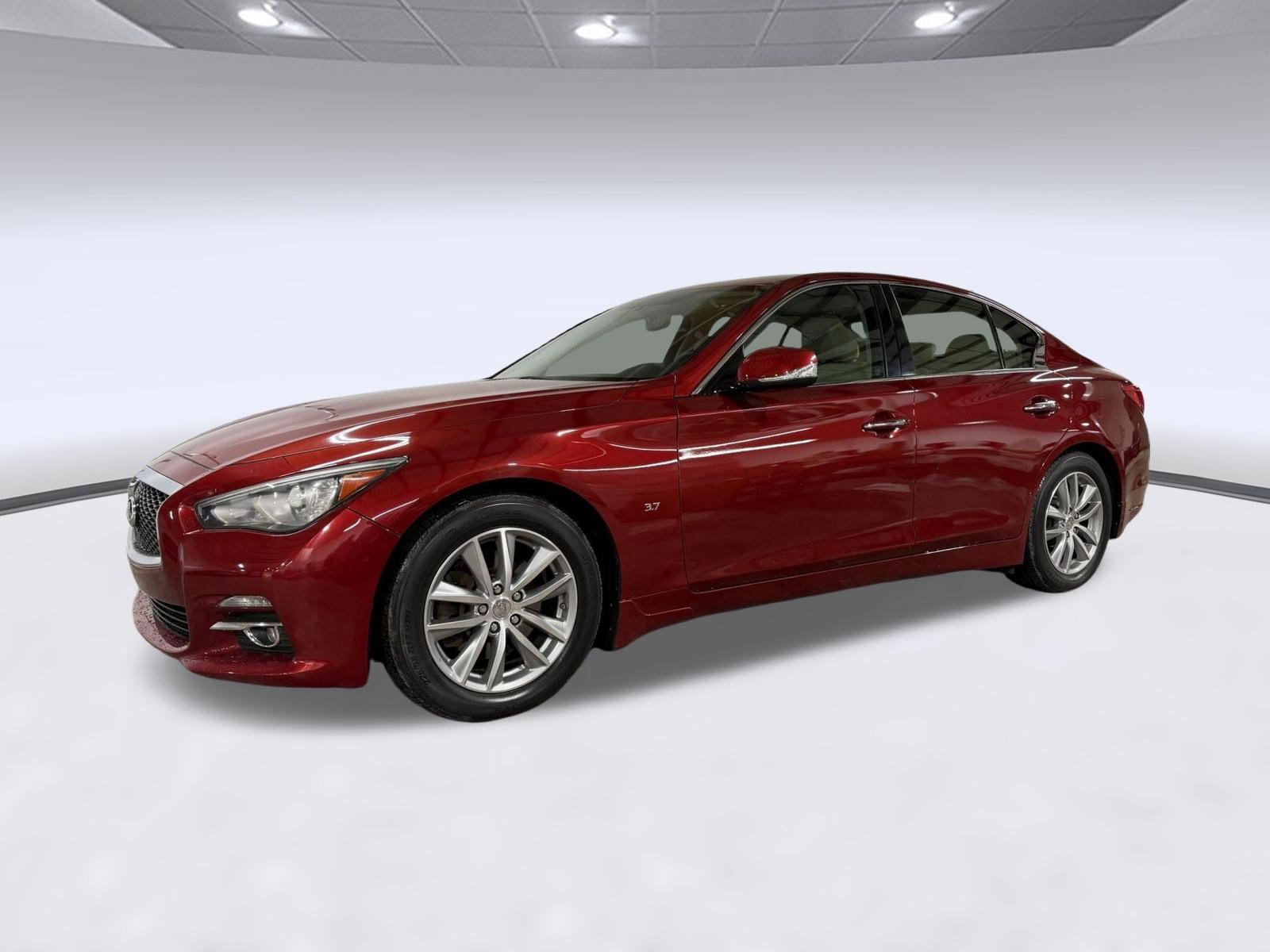 Used 2015 INFINITI Q50 Premium w/ Navigation Package RWD image 30