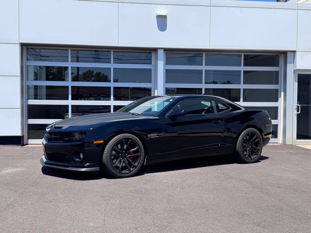 Used 2013 Chevrolet Camaro SS w/ SS Performance Package RWD video 2
