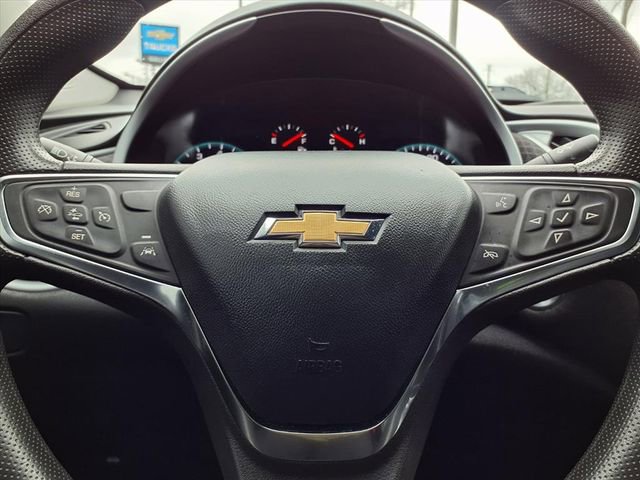 Used 2023 Chevrolet Malibu LT image 15