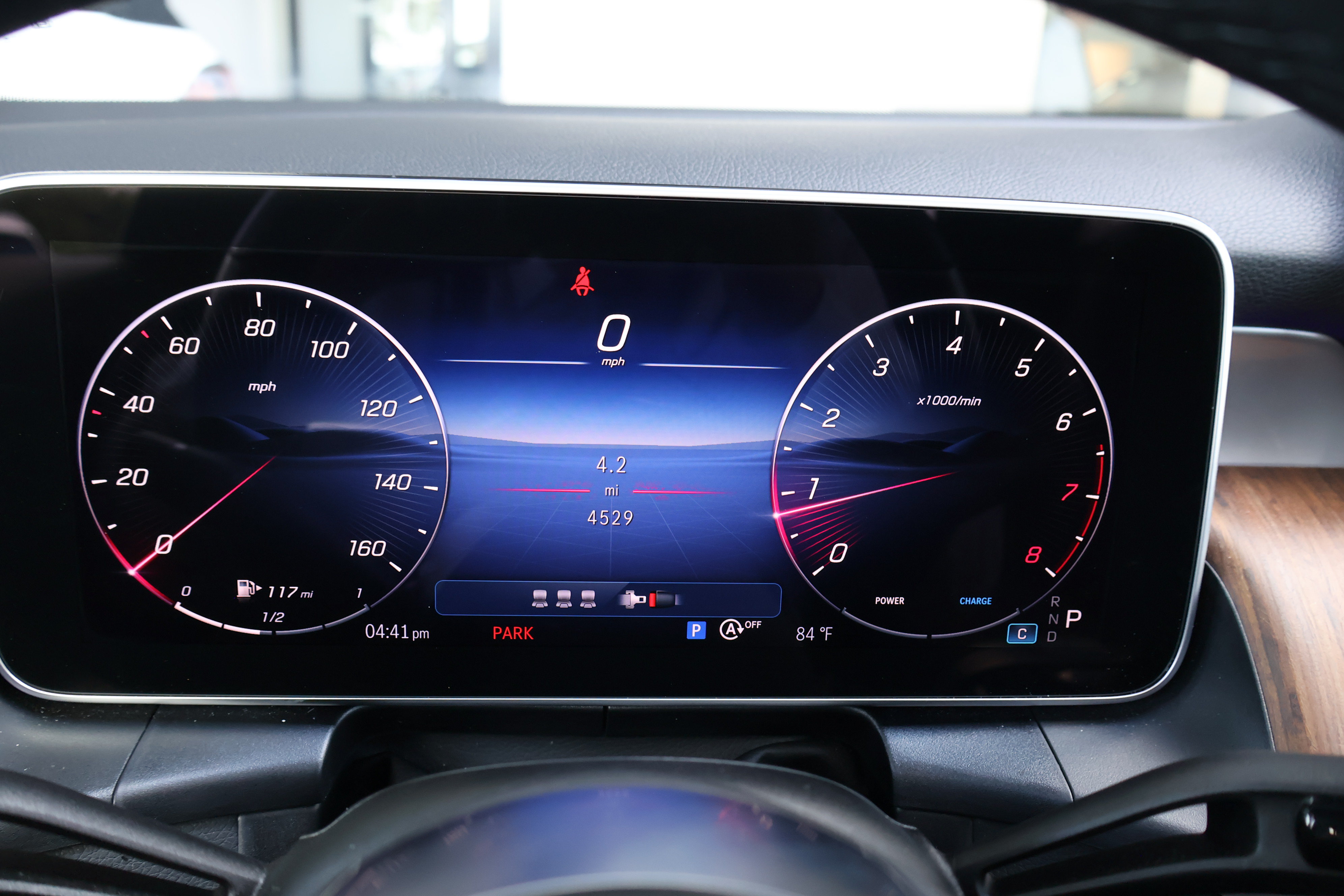 Used 2025 Mercedes-Benz GLC 300 image 32