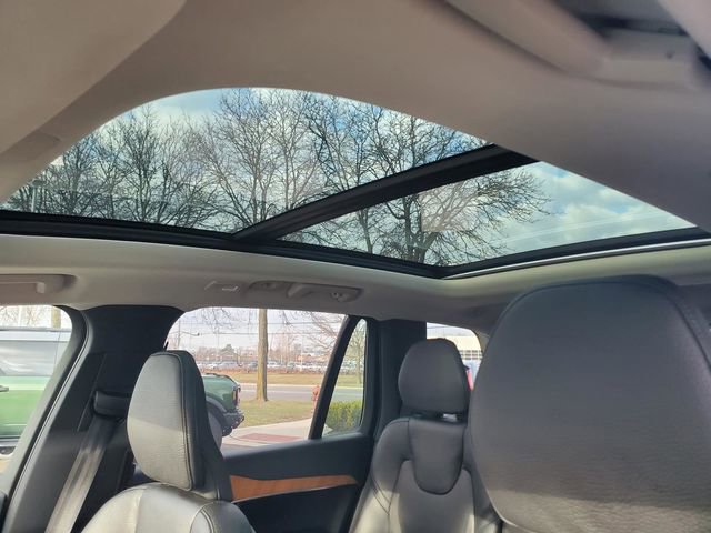 Certified 2023 Volvo XC90 T8 Plus w/ Protection Package Premier image 11