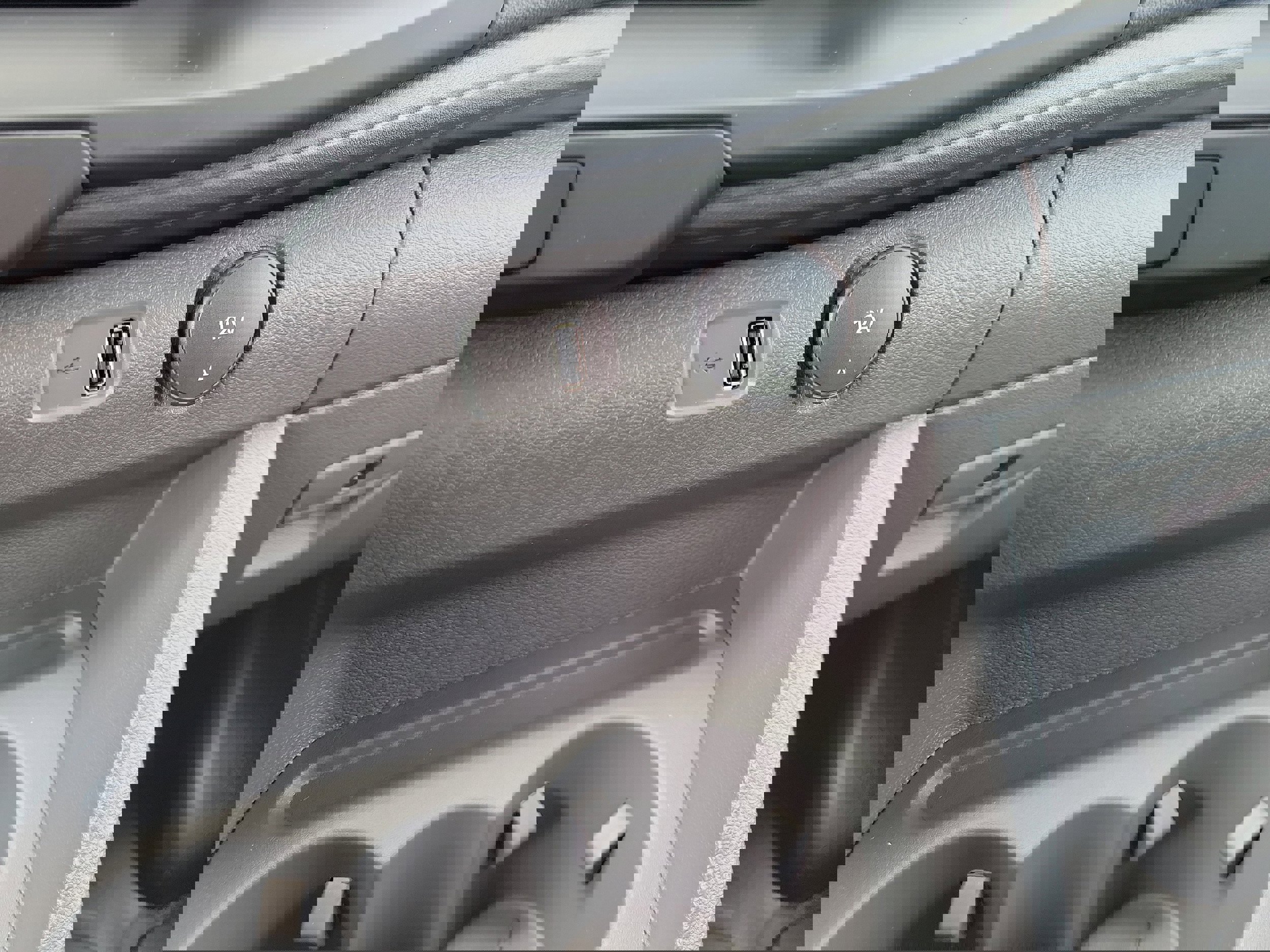 New 2024 Ford Transit 250 Cargo Van w/ Interior Upgrade Package image 27