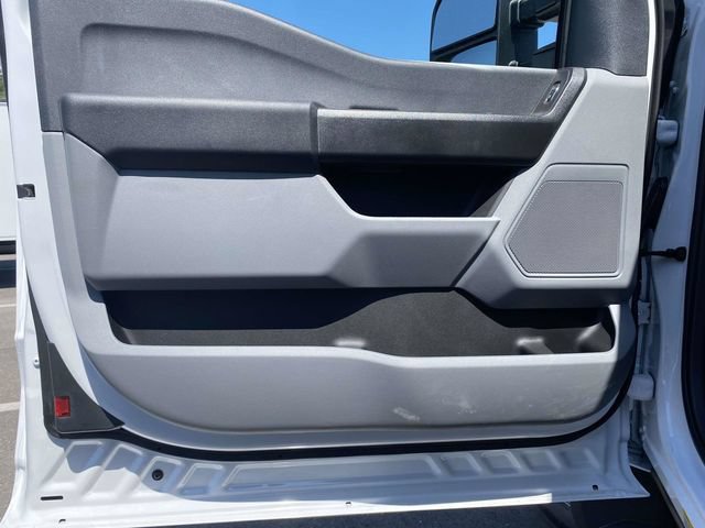 New 2026 Ford F550 4x4 Supercab Super Duty image 14