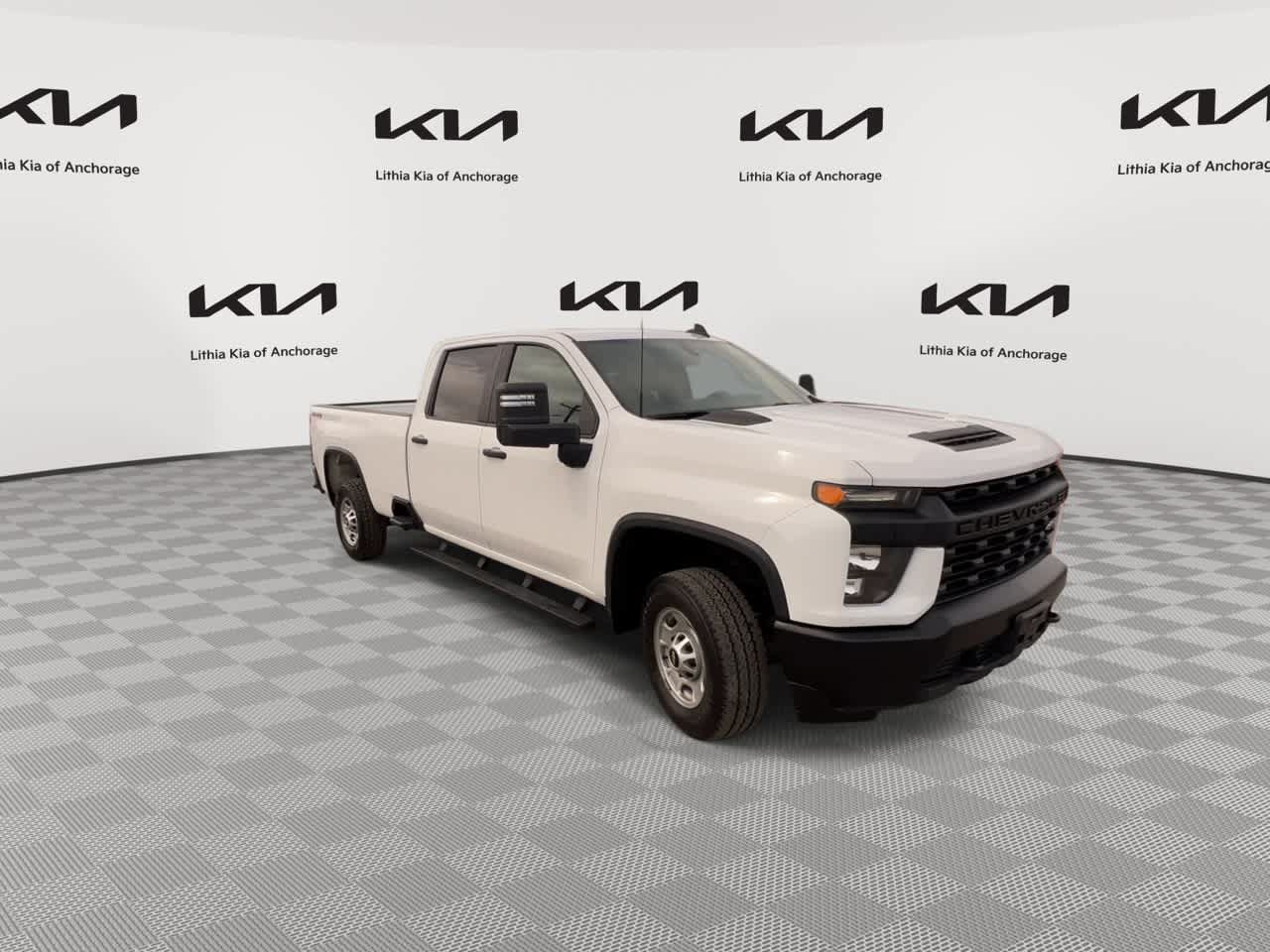Used 2022 Chevrolet Silverado 2500 W/T w/ WT Convenience Package AWD/4WD image 2
