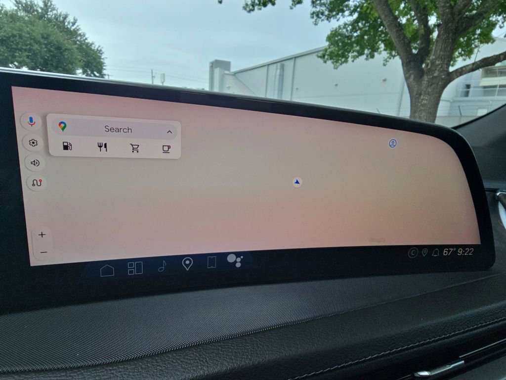 Used 2024 Cadillac XT4 Luxury w/ Cold Weather Package FWD image 22