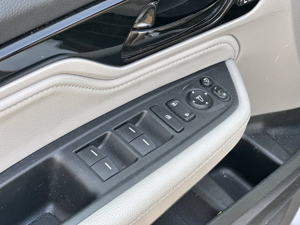 Used 2024 Honda Odyssey Elite image 19