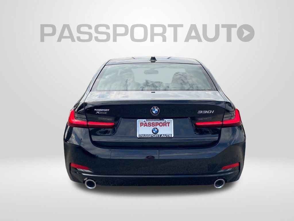 New 2026 BMW 330i xDrive Sedan w/ Convenience Package AWD/4WD image 5