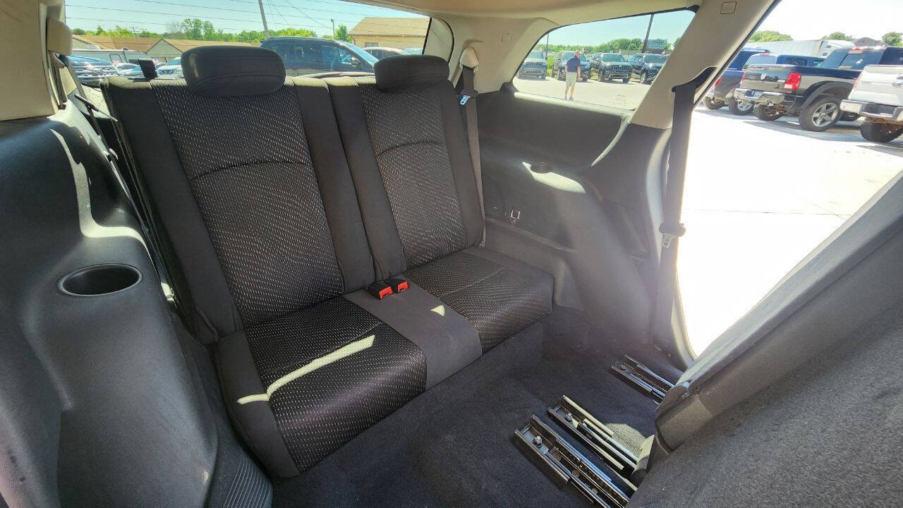Used 2019 Dodge Journey SE FWD image 23
