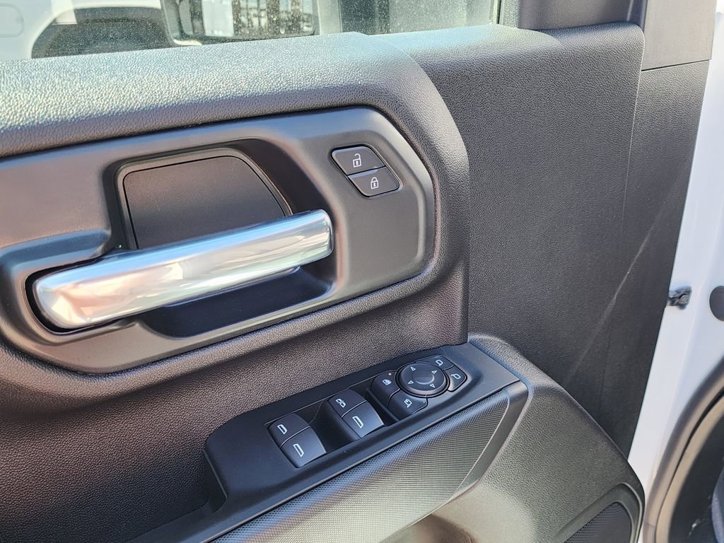 New 2026 GMC Sierra 2500 Pro w/ Convenience Package AWD/4WD image 17