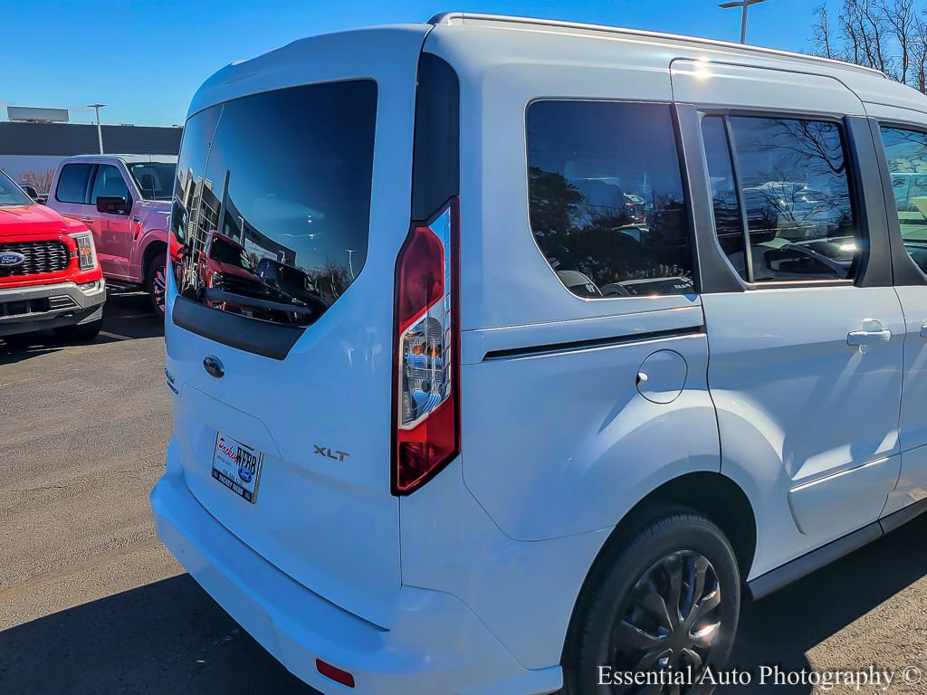 Used 2017 Ford Transit Connect XLT image 8
