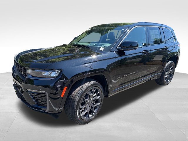 New 2026 Jeep Grand Cherokee Summit w/ Obsidian Package AWD/4WD image 3