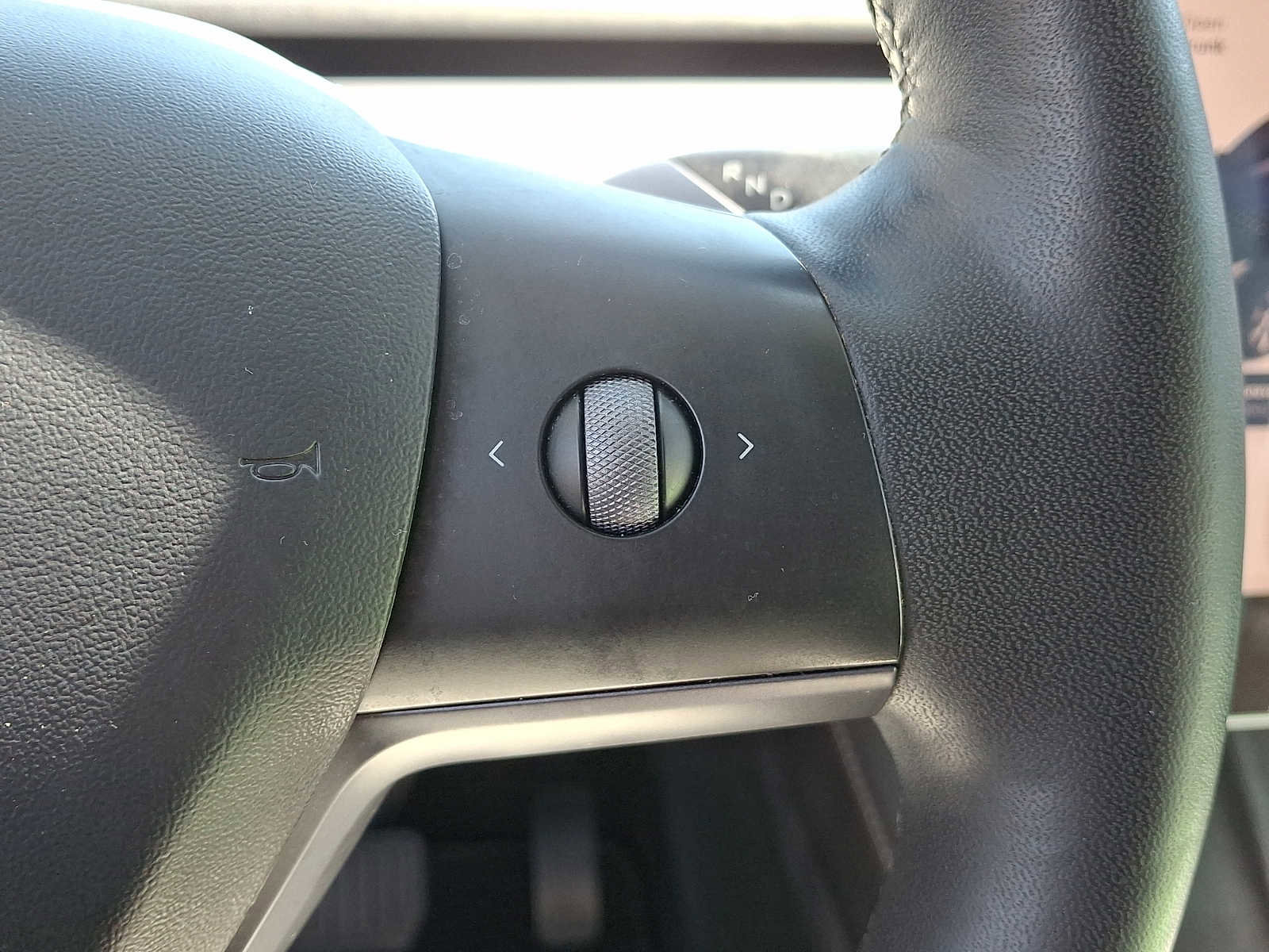 Used 2021 Tesla Model Y Long Range image 23