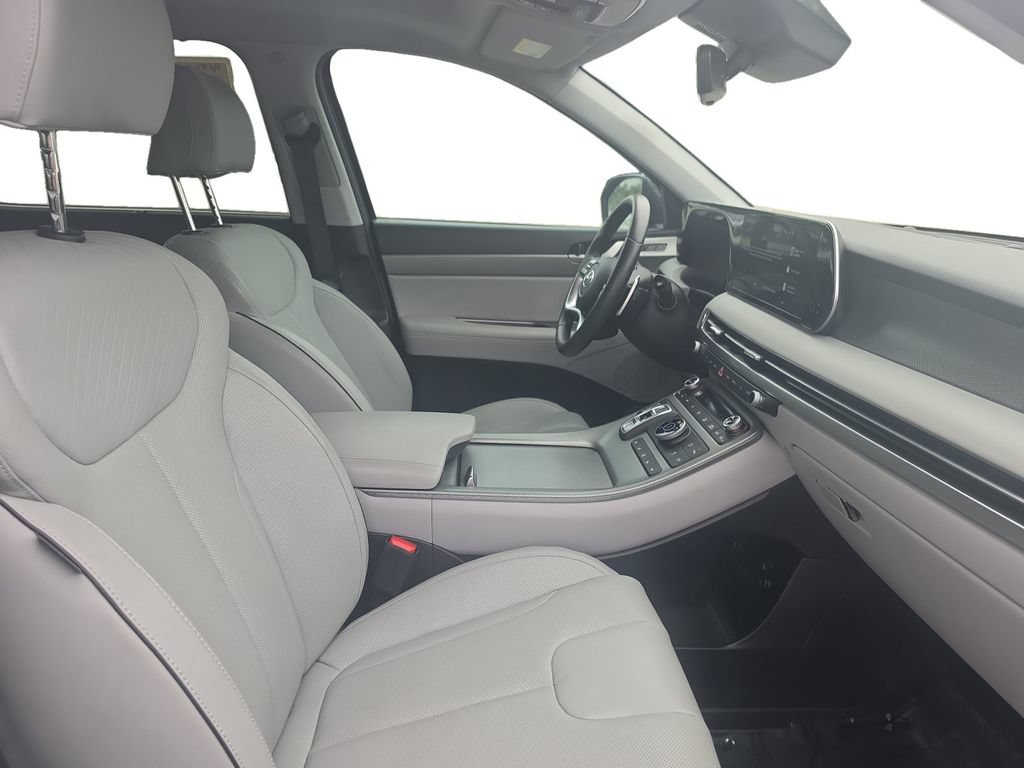 Used 2025 Hyundai Palisade SEL AWD/4WD image 17
