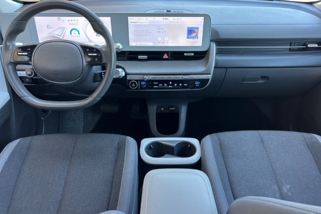 Used 2024 Hyundai Ioniq 5 SEL RWD image 15