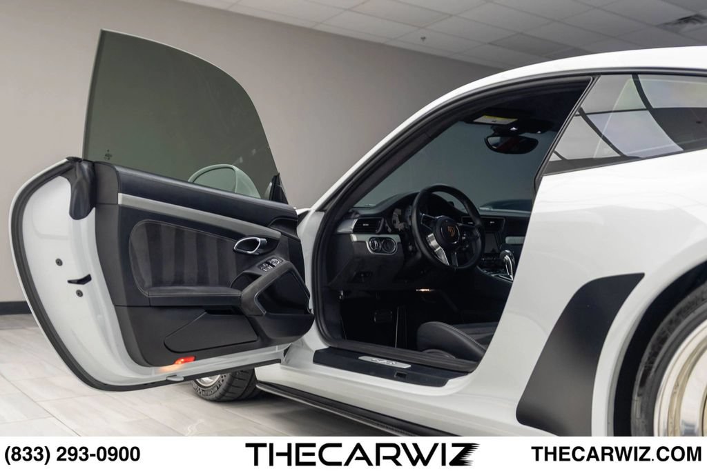 Used 2015 Porsche 911 GT3 RWD image 47