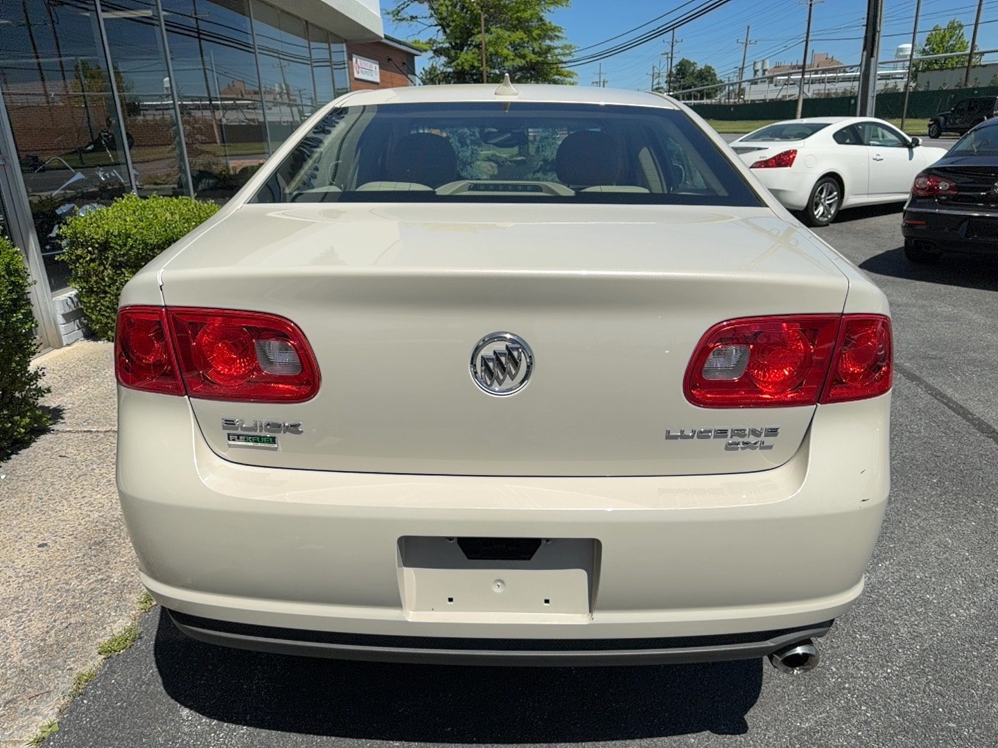 Used 2011 Buick Lucerne CXL FWD image 24