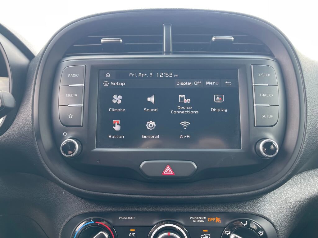 Used 2024 Kia Soul LX w/ Option Group 015 FWD image 10