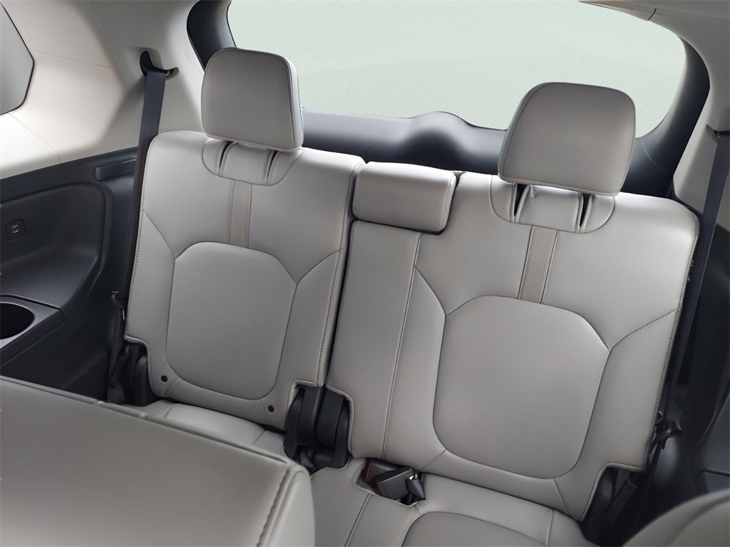 Used 2025 Honda Pilot EX-L image 23