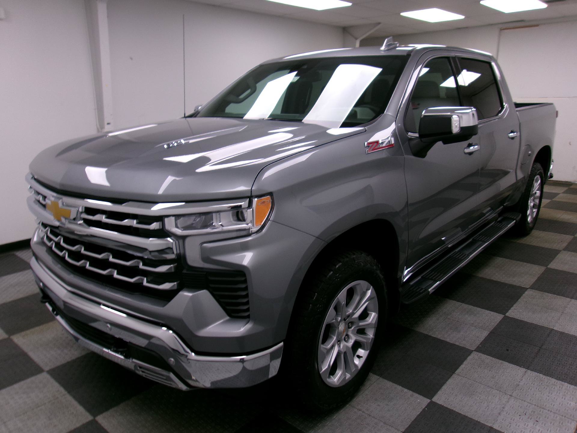 New 2026 Chevrolet Silverado 1500 LTZ AWD/4WD image 2