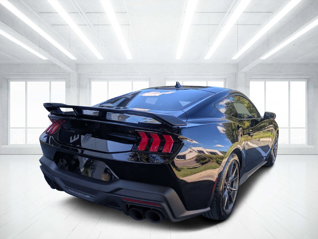 Used 2024 Ford Mustang Dark Horse RWD image 3