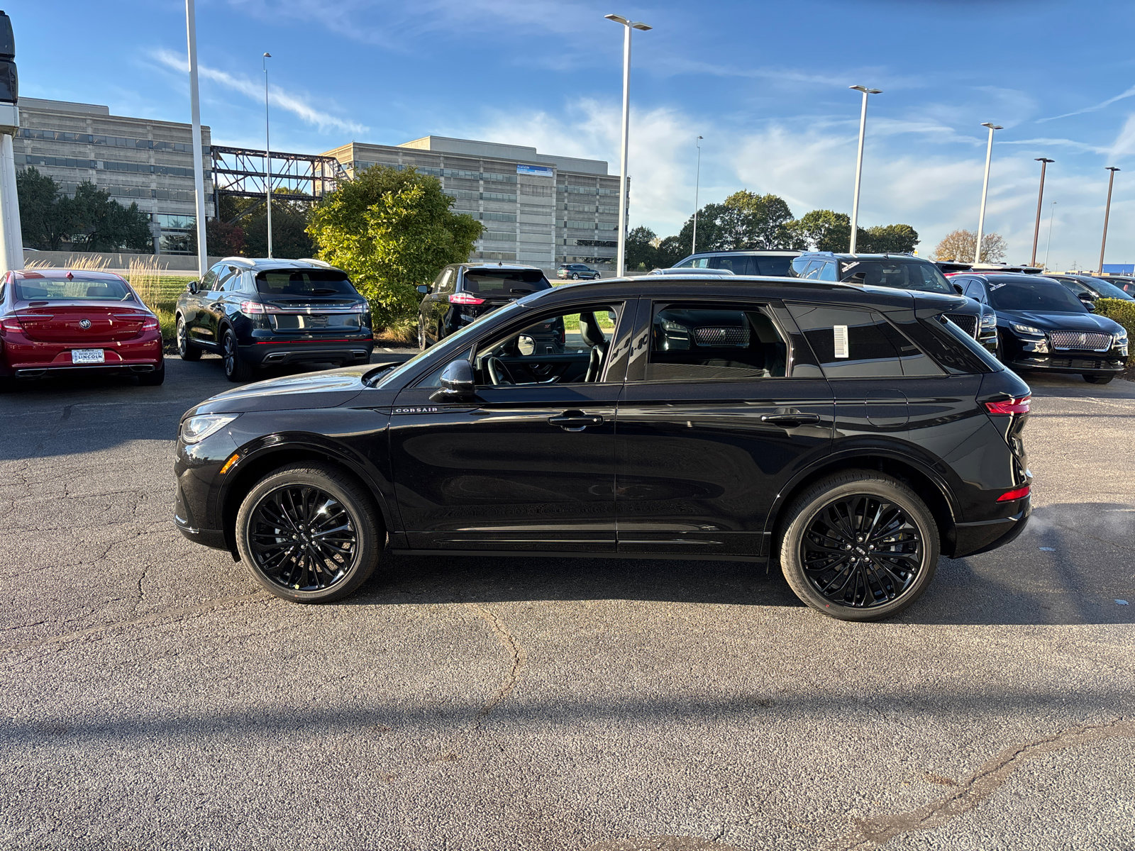 New 2026 Lincoln Corsair Premiere image 4