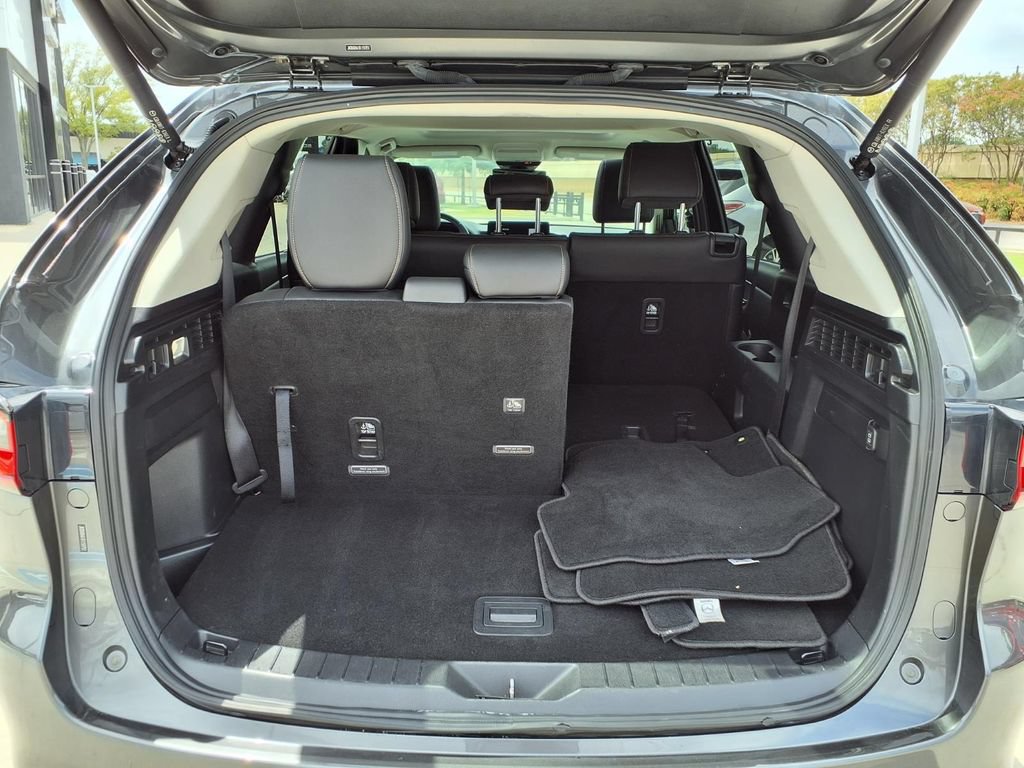 Used 2024 MAZDA CX-90 Plug-In Hybrid w/ Preferred AWD/4WD image 10