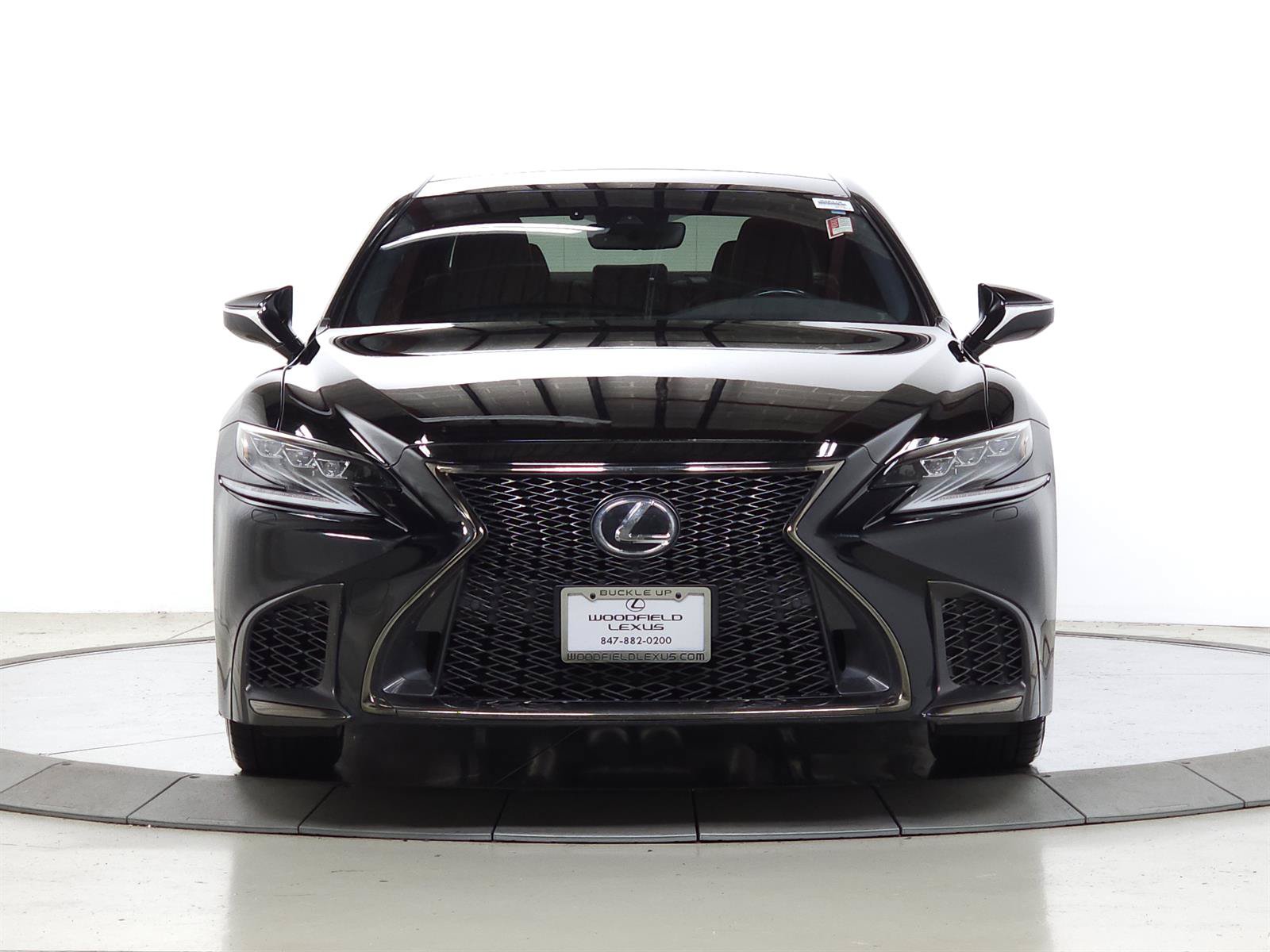 Used 2018 Lexus LS 500 F Sport w/ Accessory Package (Z2) AWD/4WD video 2