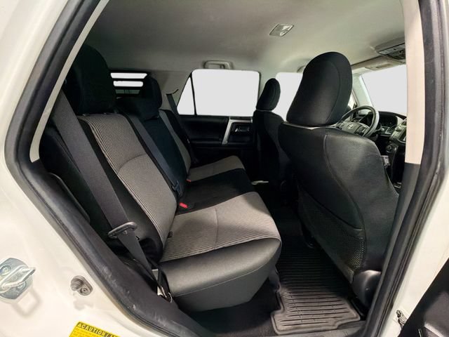 Certified 2017 Toyota 4Runner SR5 AWD/4WD image 22