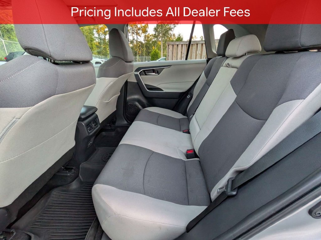 Certified 2025 Toyota RAV4 XLE w/ Convenience Package FWD image 15