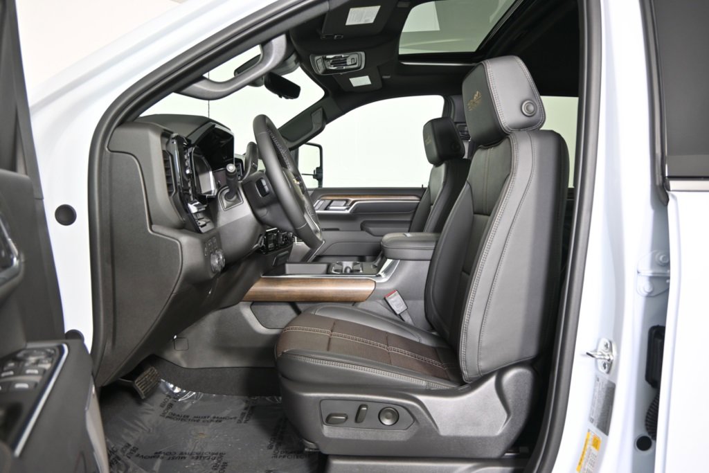 New 2026 Chevrolet Silverado 3500 High Country w/ High Country Premium Package image 20