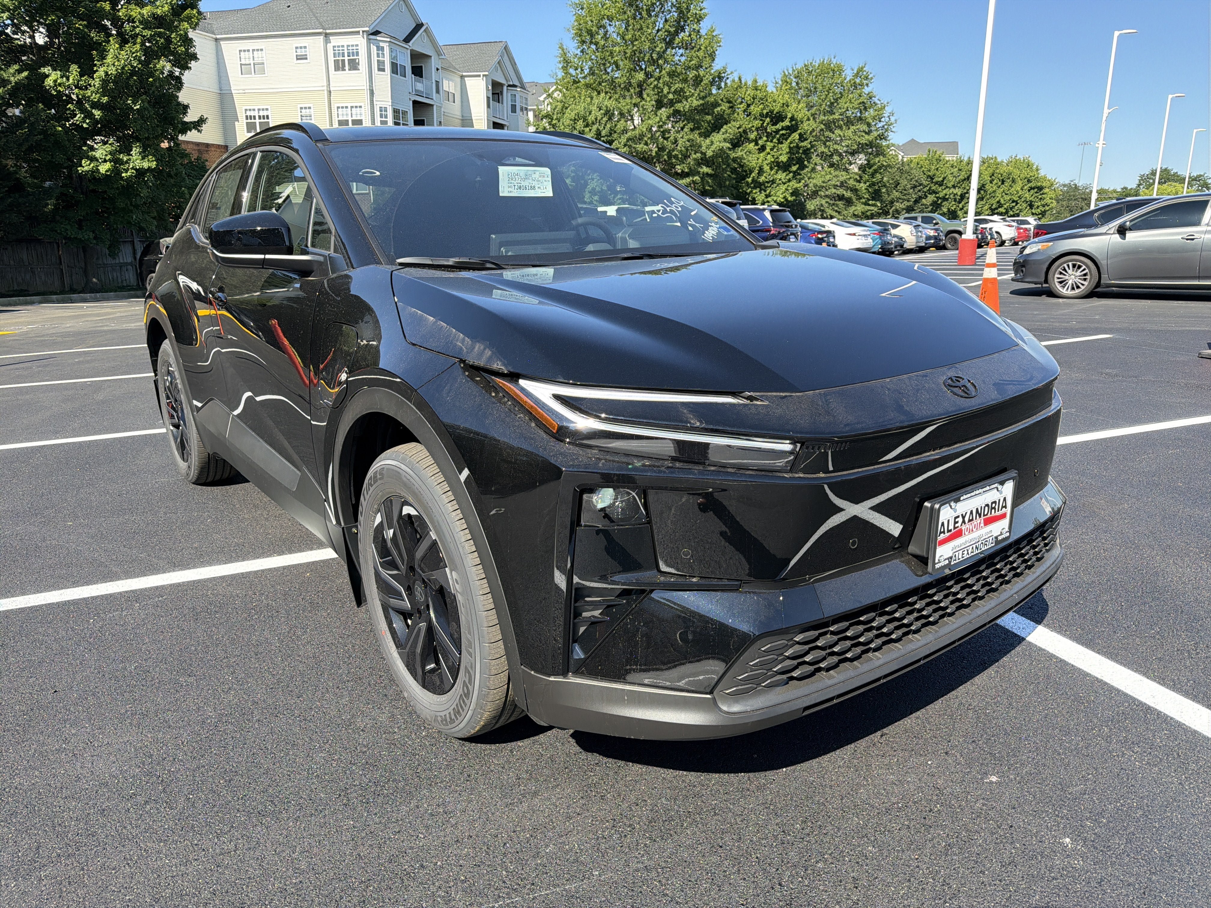 New 2026 Toyota C-HR AWD/4WD image 4