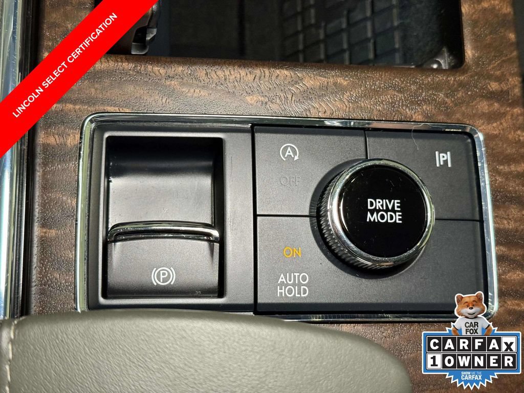 Certified 2022 Lincoln Navigator Black Label AWD/4WD image 16