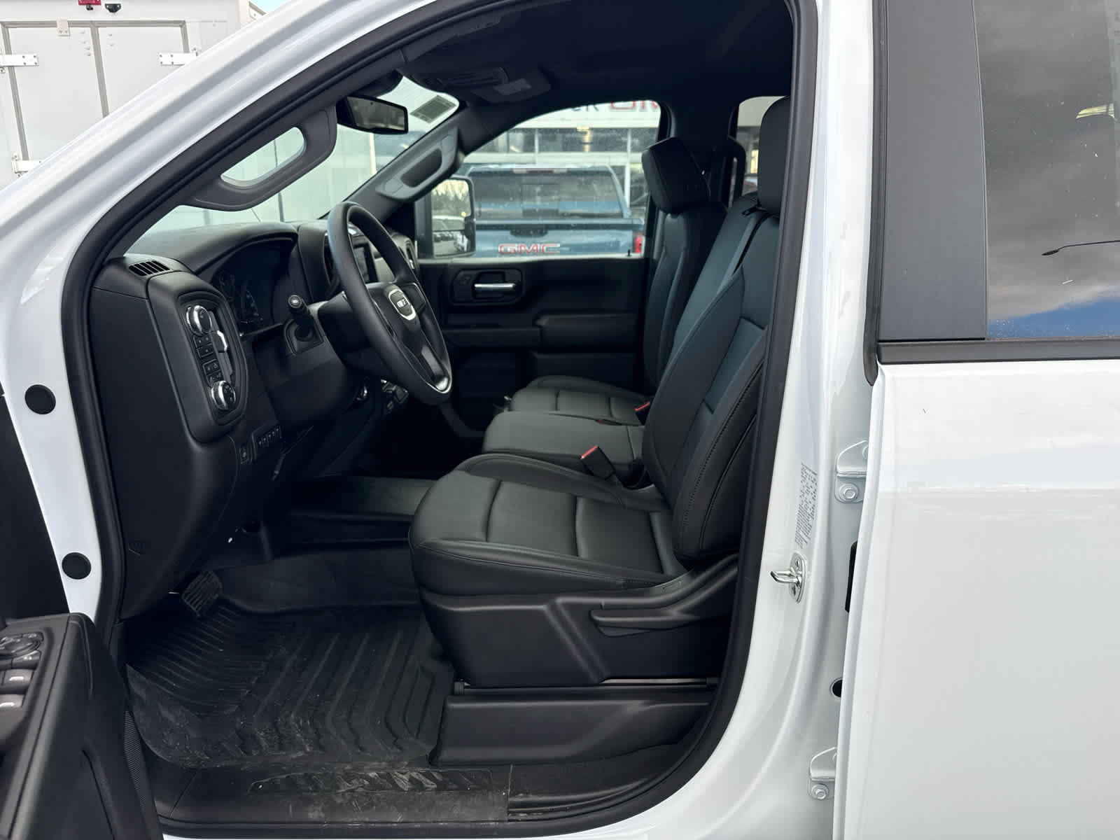 New 2025 GMC Sierra 2500 Pro w/ Convenience Package image 16