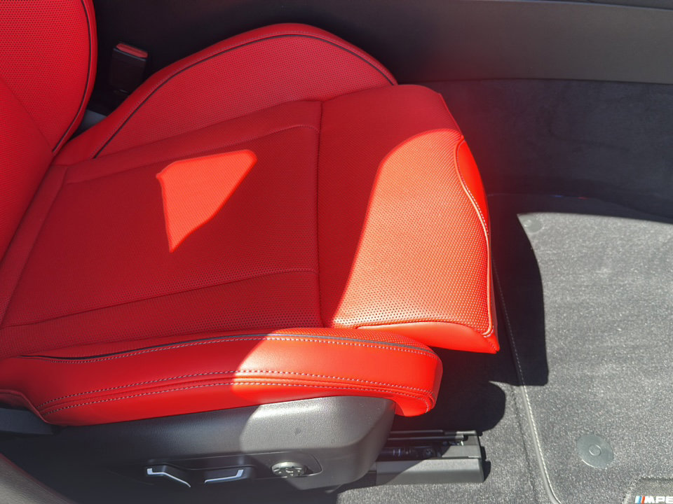 Used 2026 BMW M5 w/ Carbon Package image 25