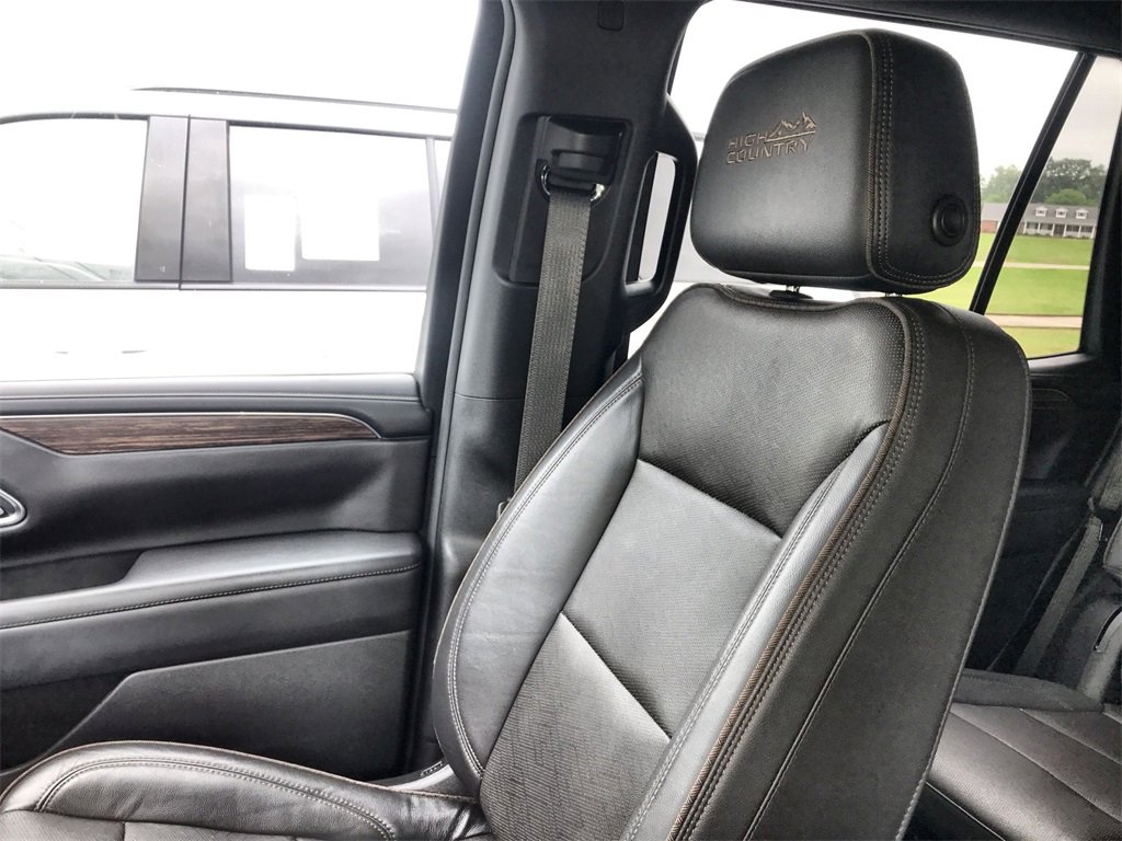 Used 2024 Chevrolet Tahoe High Country image 25