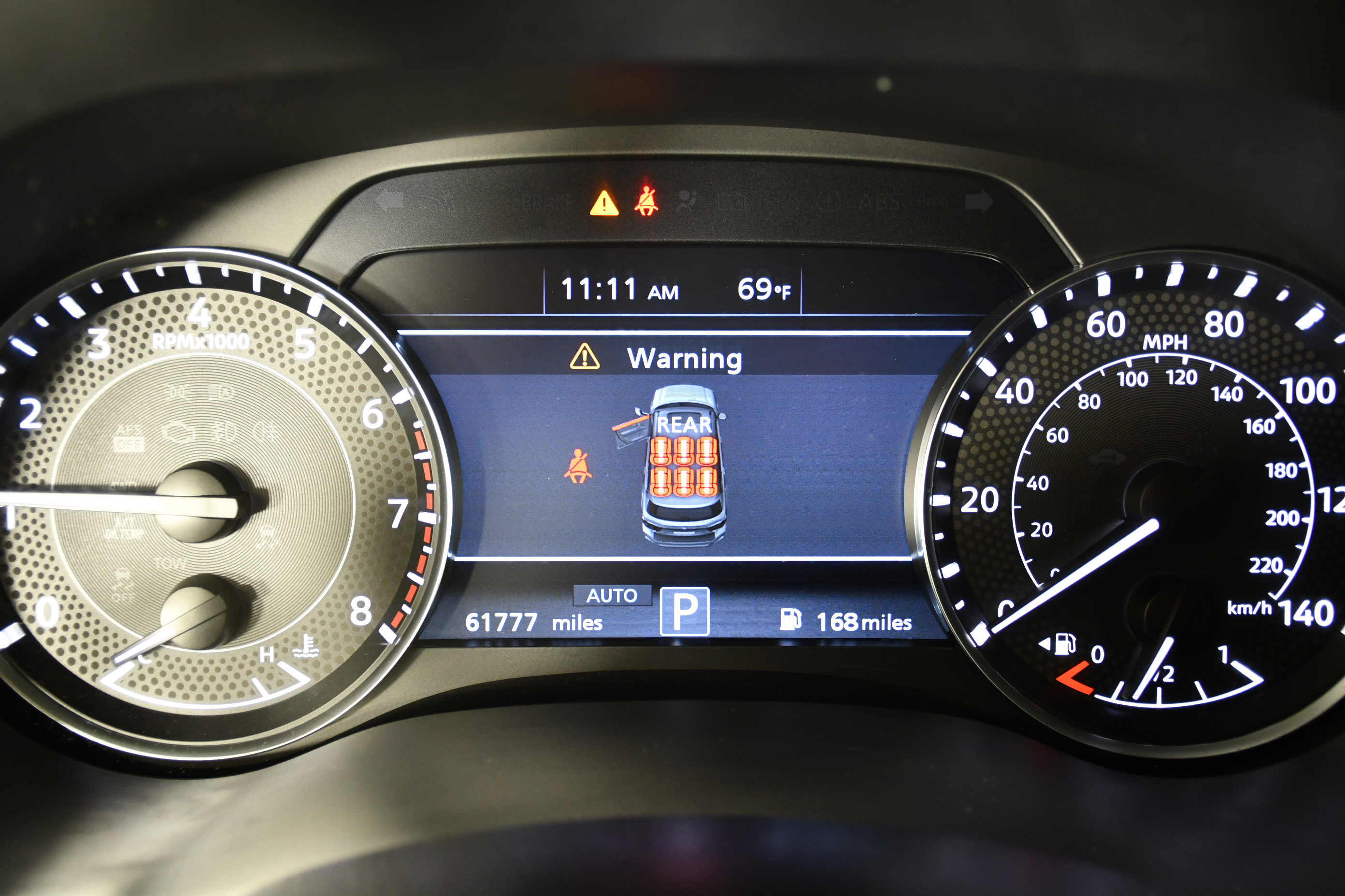 Used 2024 Nissan Armada SV image 18