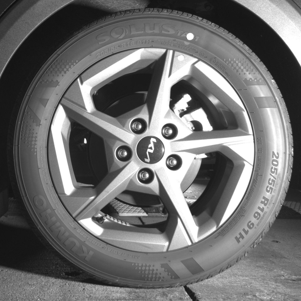 Used 2025 Kia K4 LXS image 14