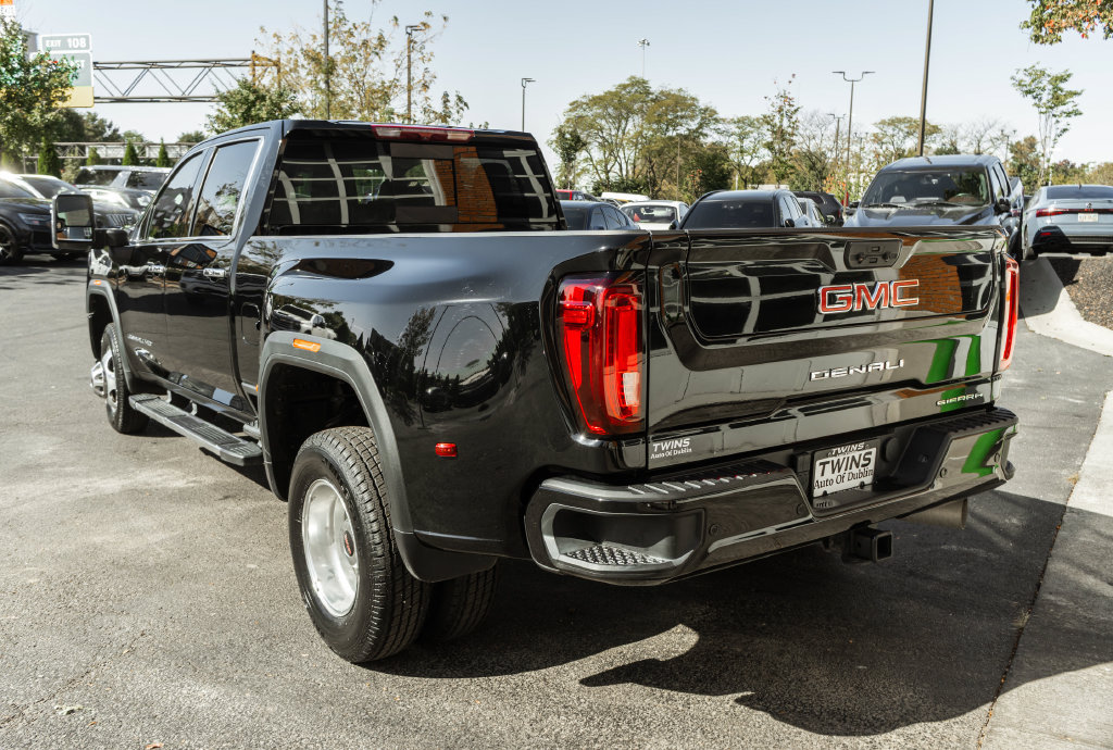 Used 2023 GMC Sierra 3500 Denali AWD/4WD image 43