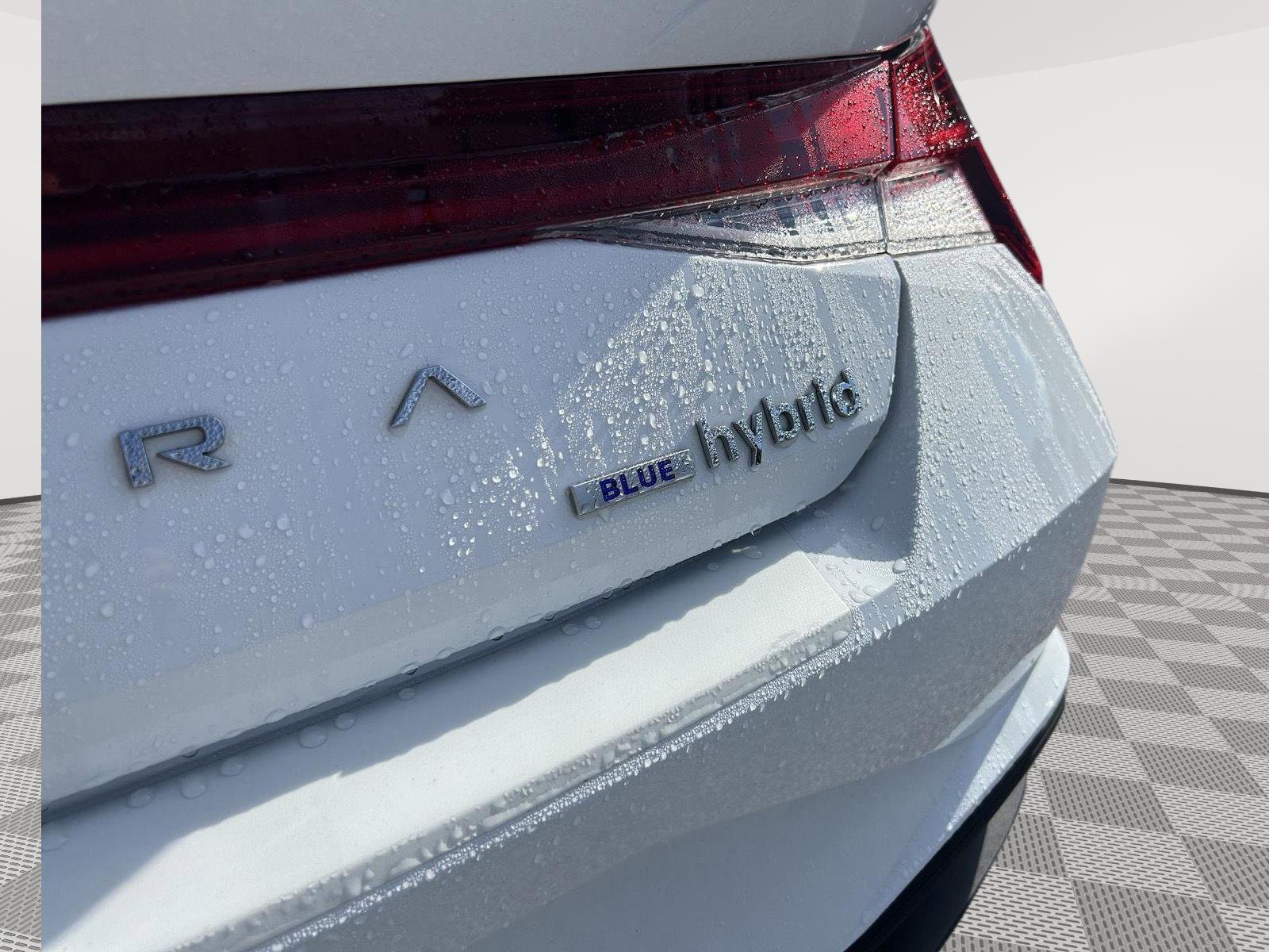 Used 2023 Hyundai Elantra Blue image 6