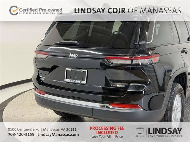 Certified 2023 Jeep Grand Cherokee Laredo AWD/4WD image 10