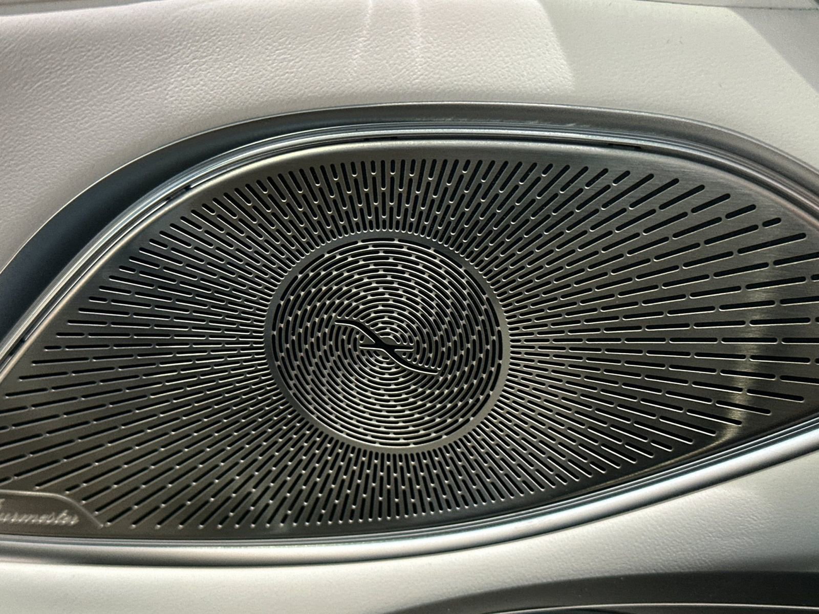 New 2025 Mercedes-Benz Maybach EQS 680 4MATIC image 19